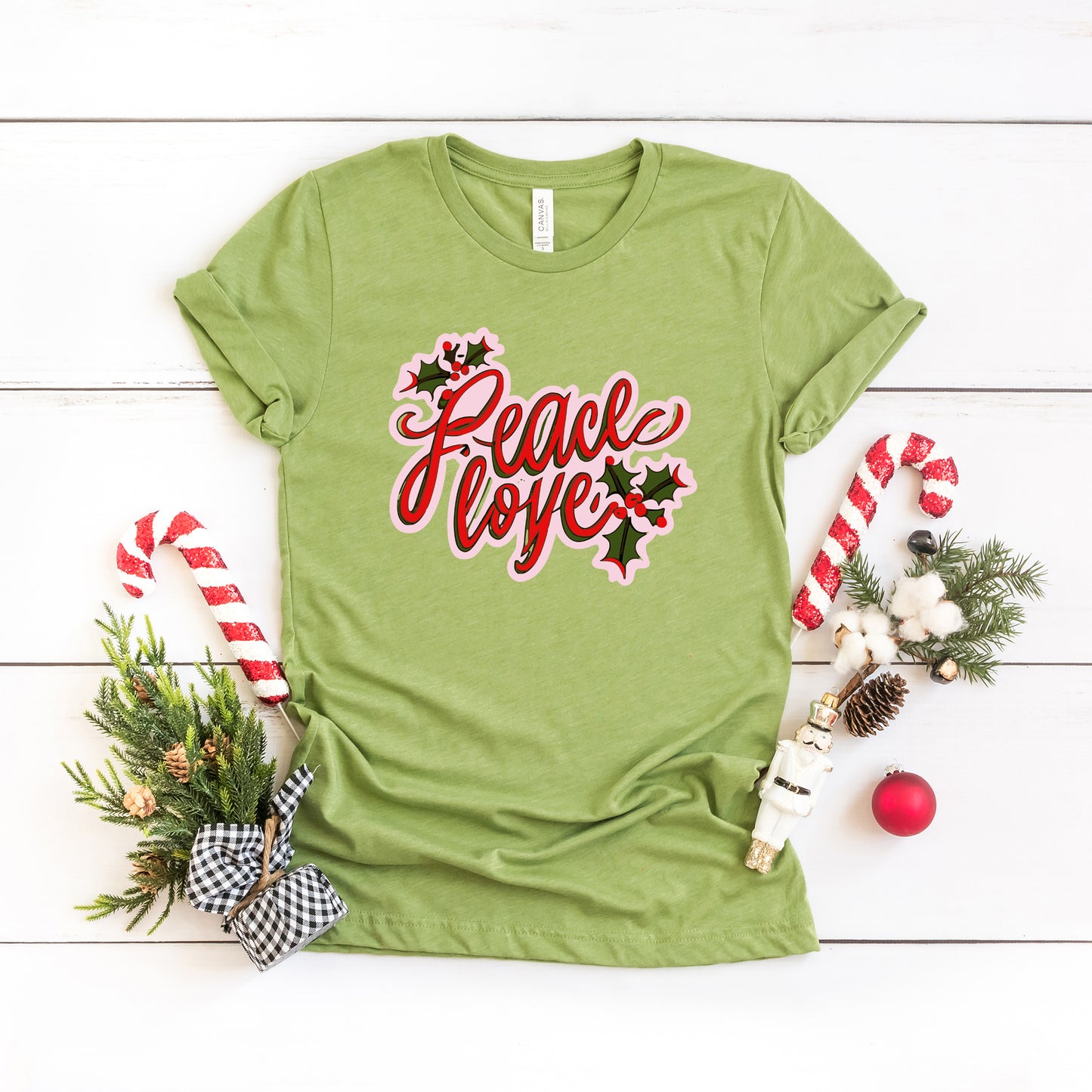 Peace Love Mistletoe | Short Sleeve Crew Neck