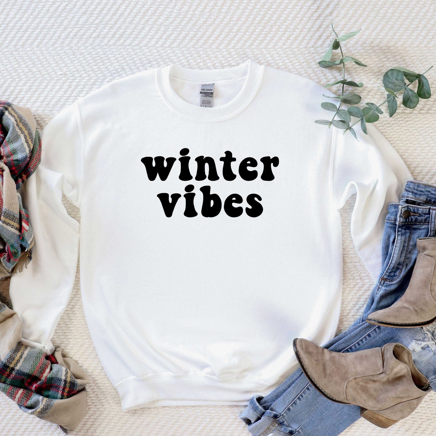 Retro Winter Vibes | Sweatshirt