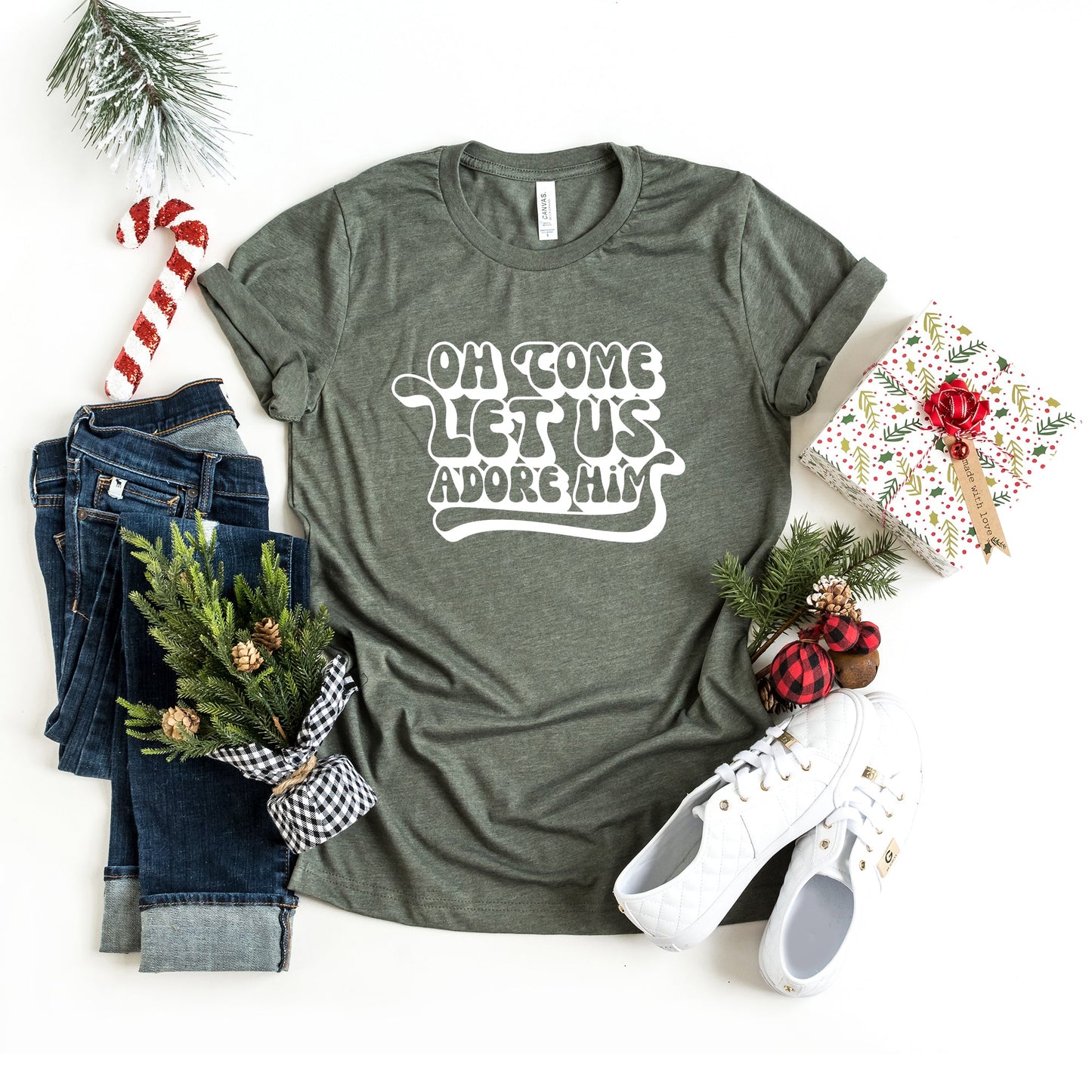 Oh Come Let Us Adore Him Retro | Short Sleeve Crew Neck