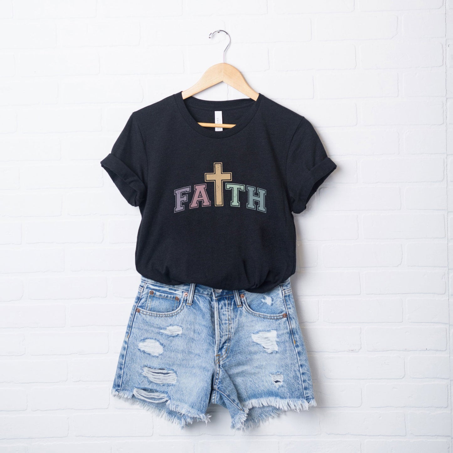 Faith Cross | Short Sleeve Crew Neck