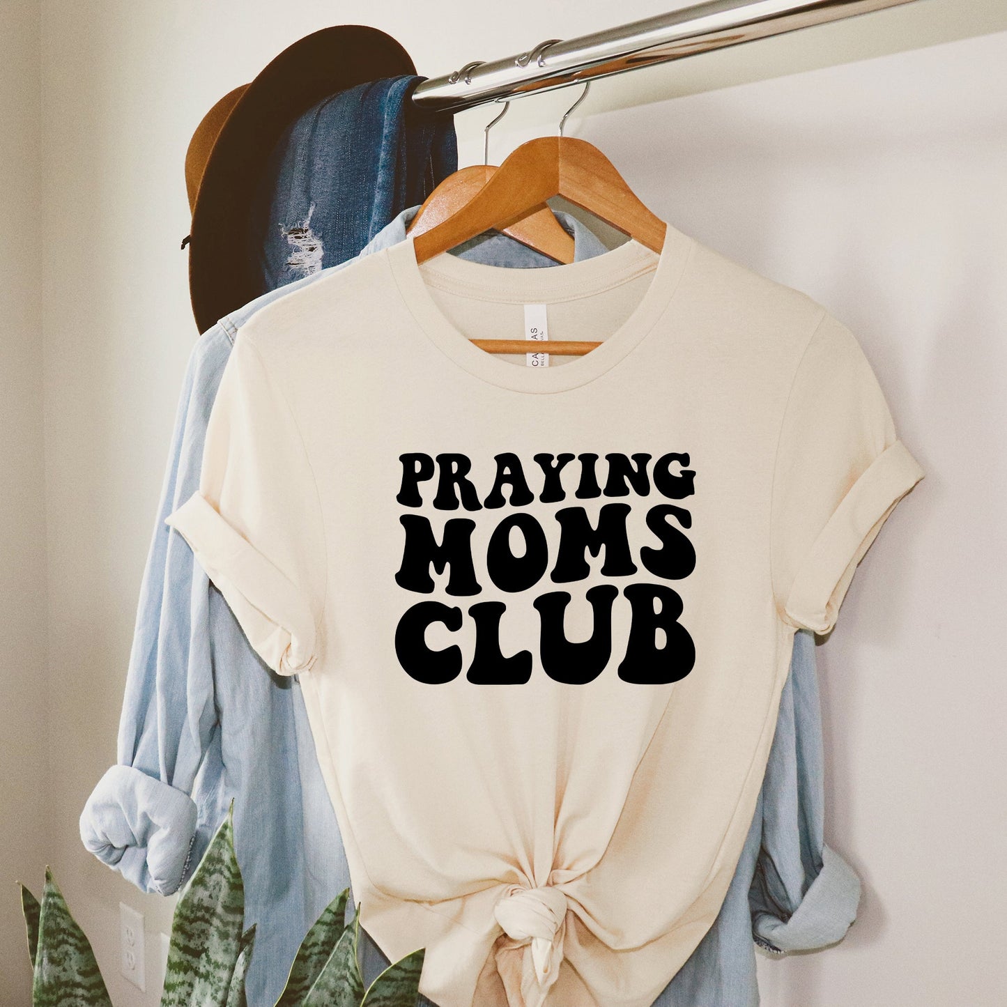 Praying Moms Club | Short Sleeve Crew Neck