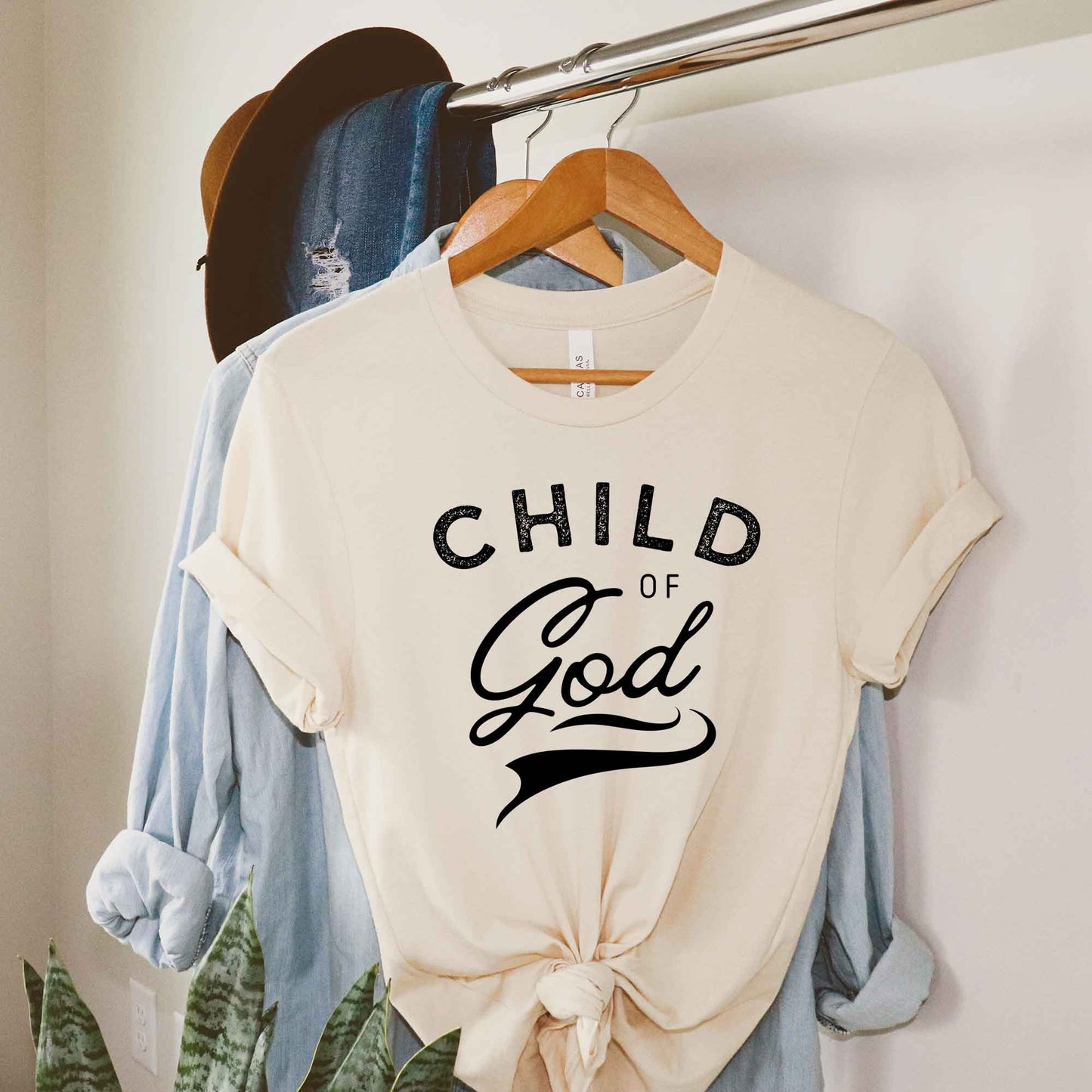 Child Of God Distressed | Short Sleeve Crew Neck