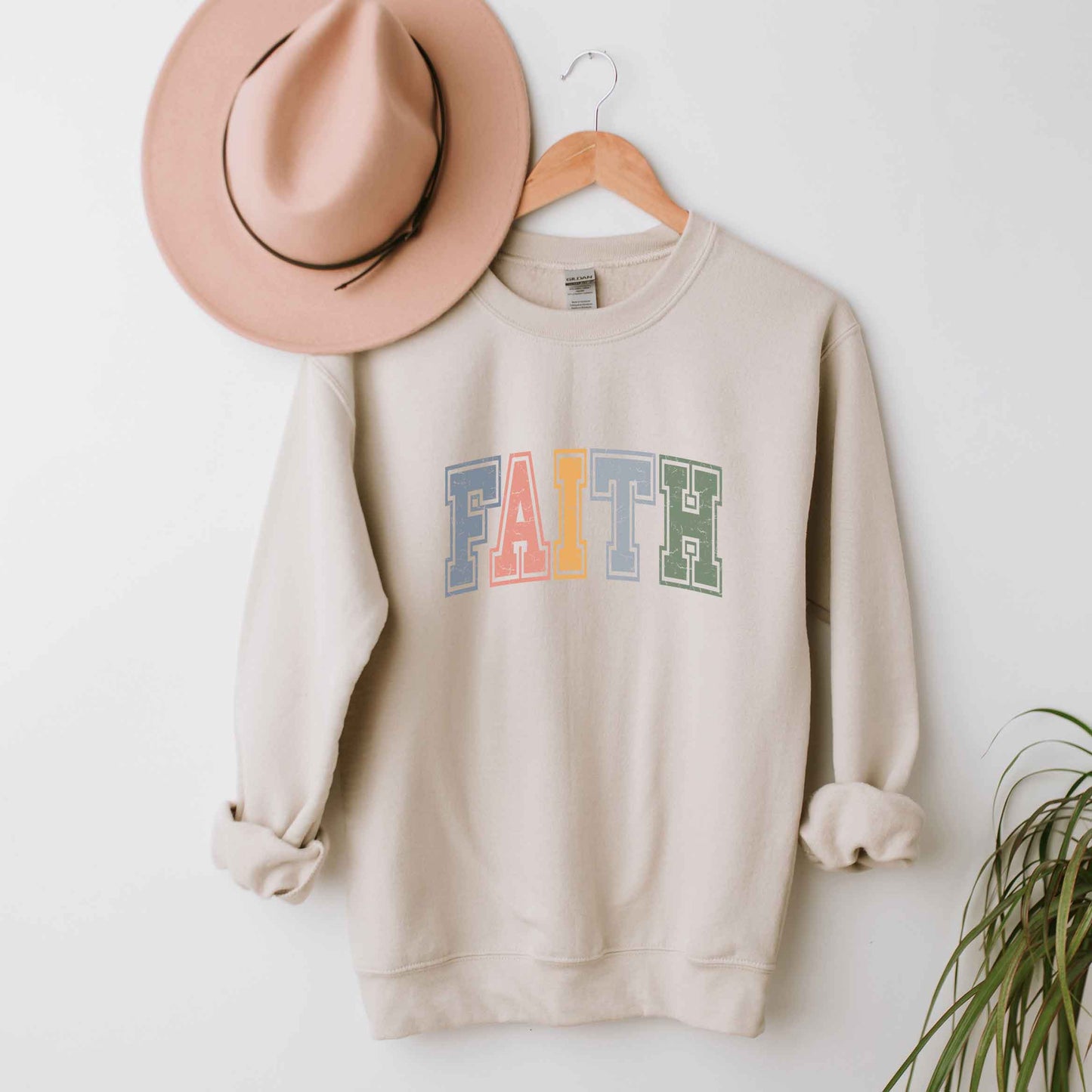 Faith Varsity | Sweatshirt