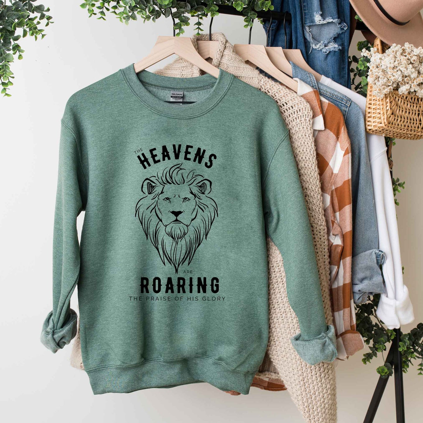 Heavens Are Roaring | Sweatshirt