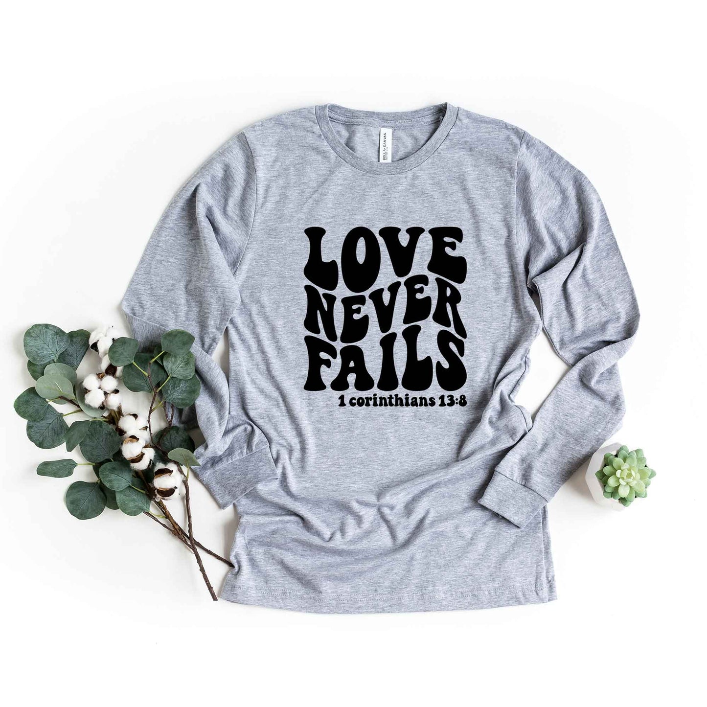 Love Never Fails Wavy | Long Sleeve Crew Neck