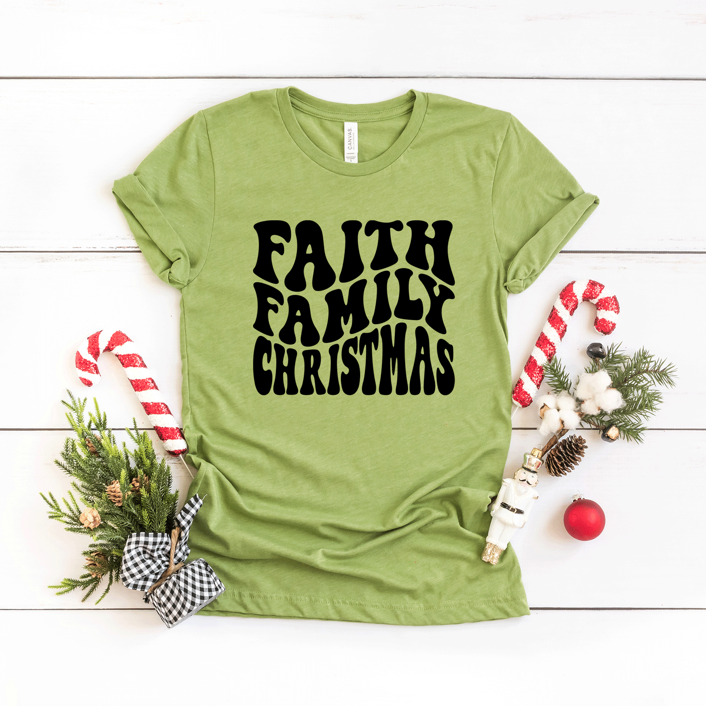 Faith Family Christmas Wavy | Short Sleeve Crew Neck