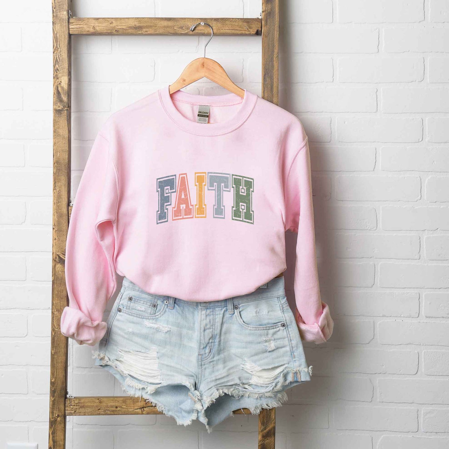 Faith Varsity | Sweatshirt