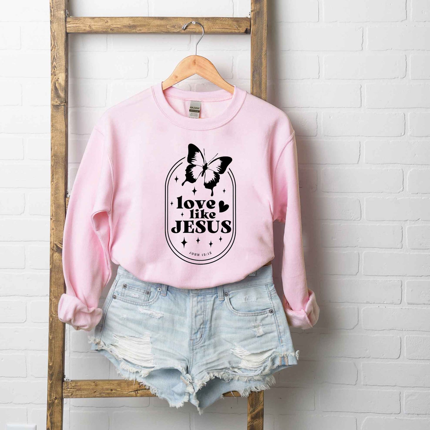 Love Like Jesus Butterfly Oval | Sweatshirt