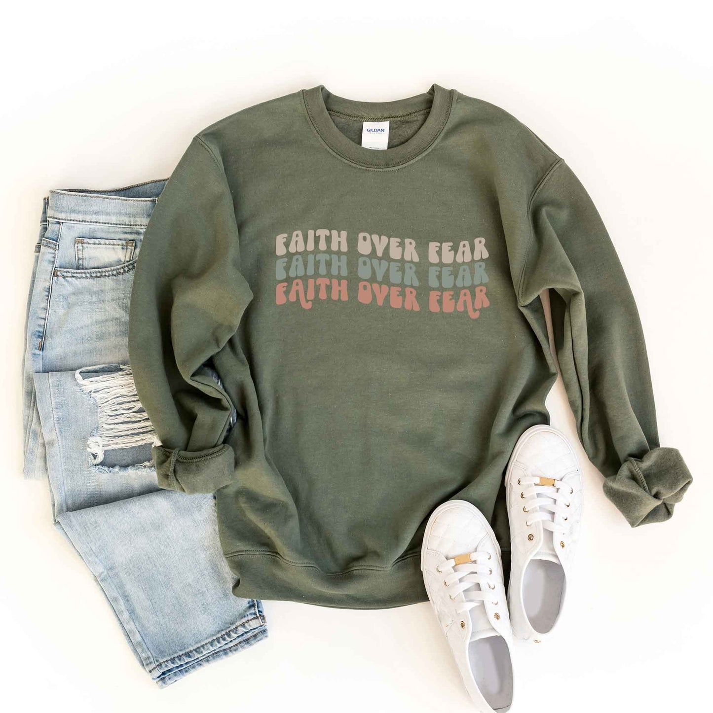 Faith Over Fear Stacked Wavy | Sweatshirt