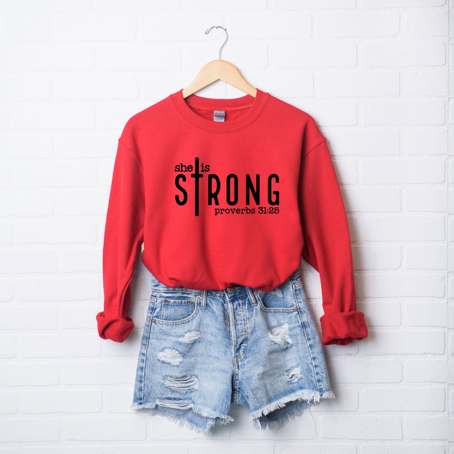 She Is Strong Cross | Sweatshirt