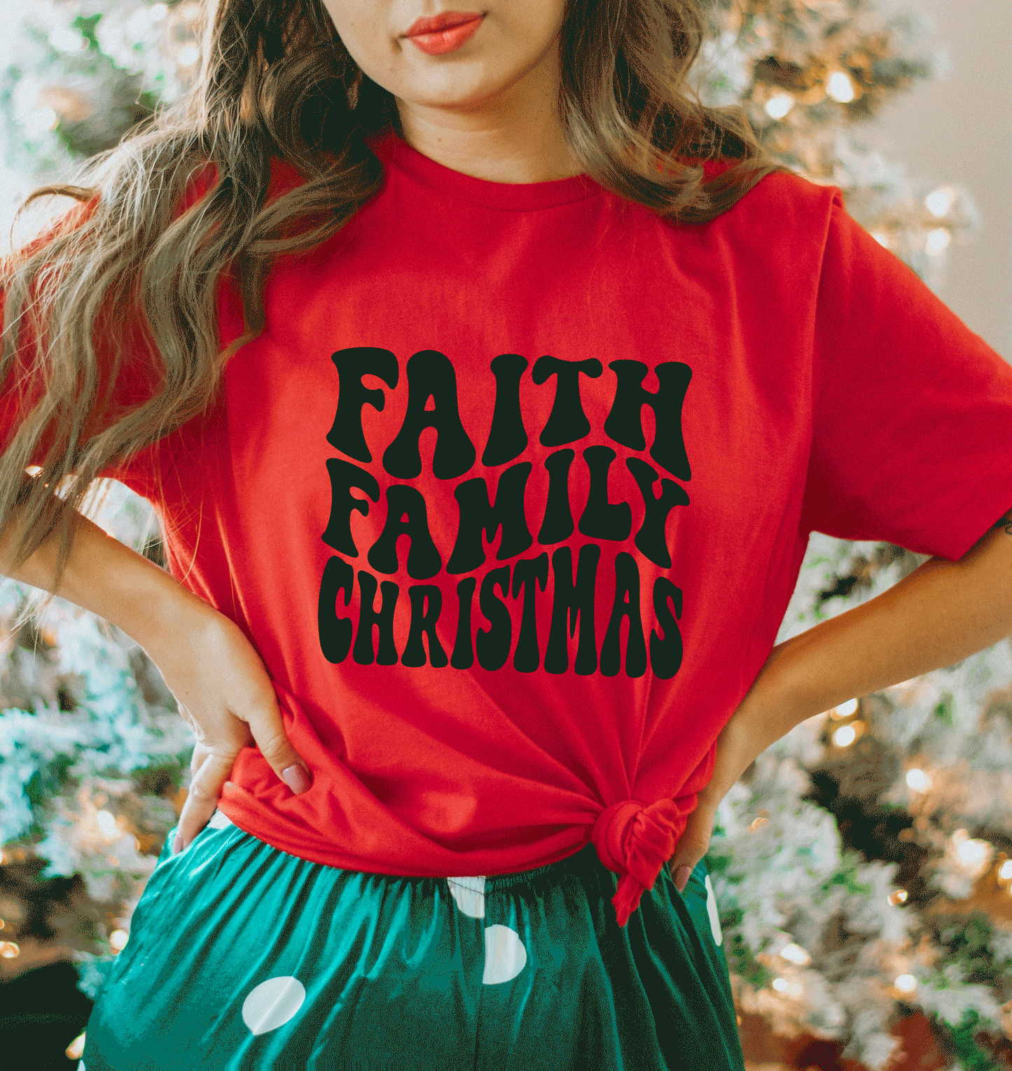 Faith Family Christmas Wavy | Short Sleeve Crew Neck