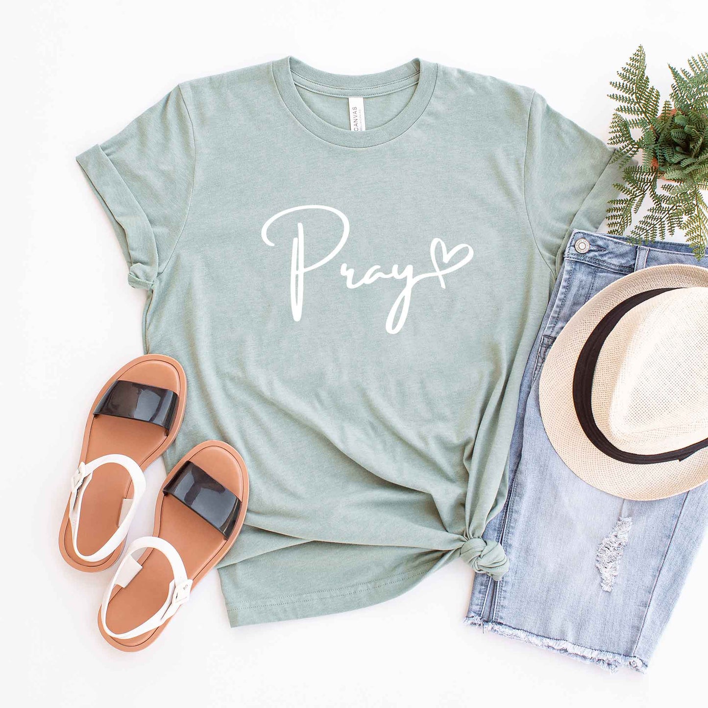 Pray Cursive Heart | Short Sleeve Crew Neck