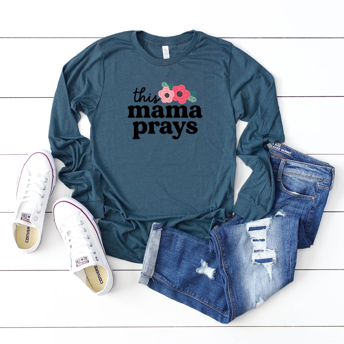 This Mama Prays Flowers | Long Sleeve Crew Neck