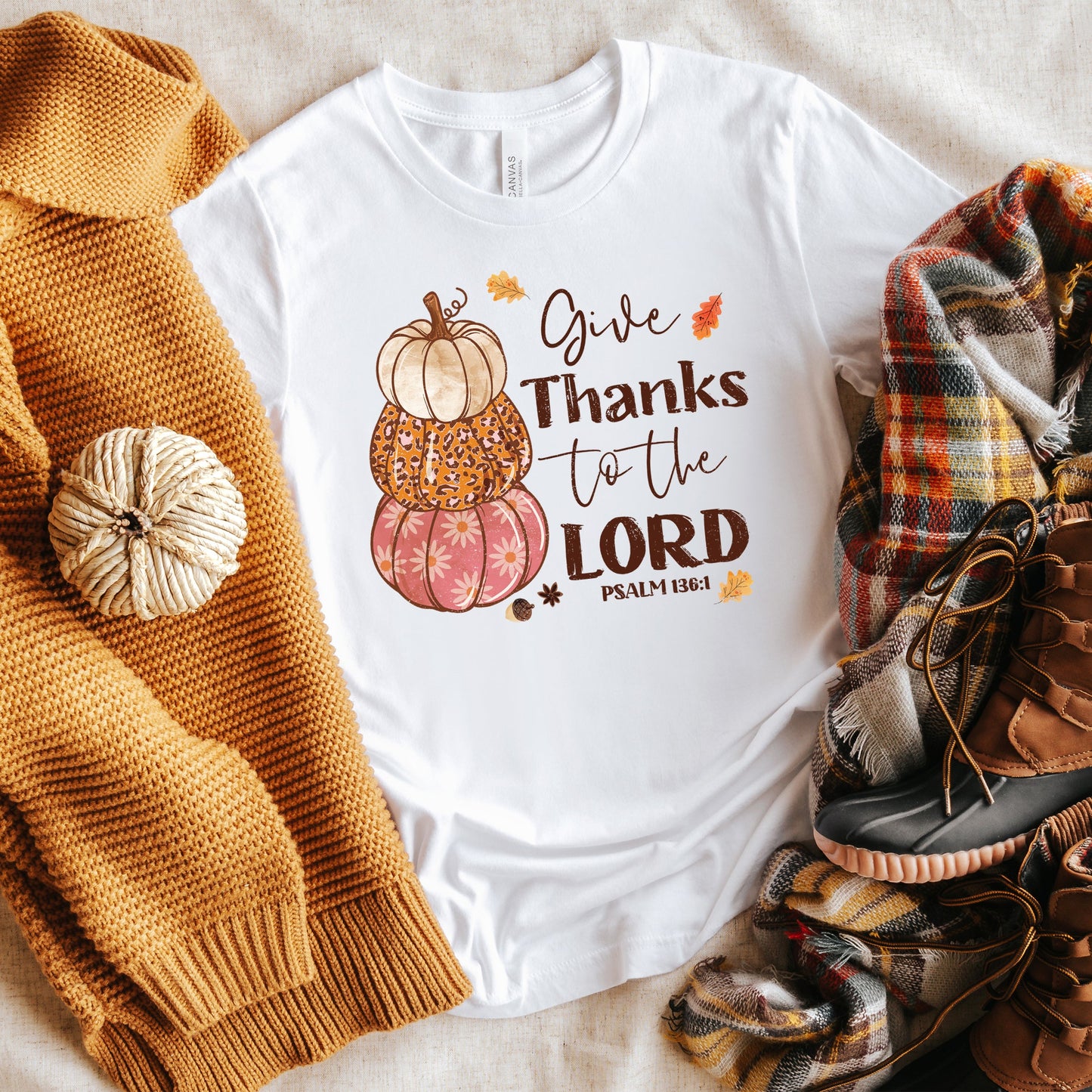 Give Thanks Pumpkins | Short Sleeve Crew Neck