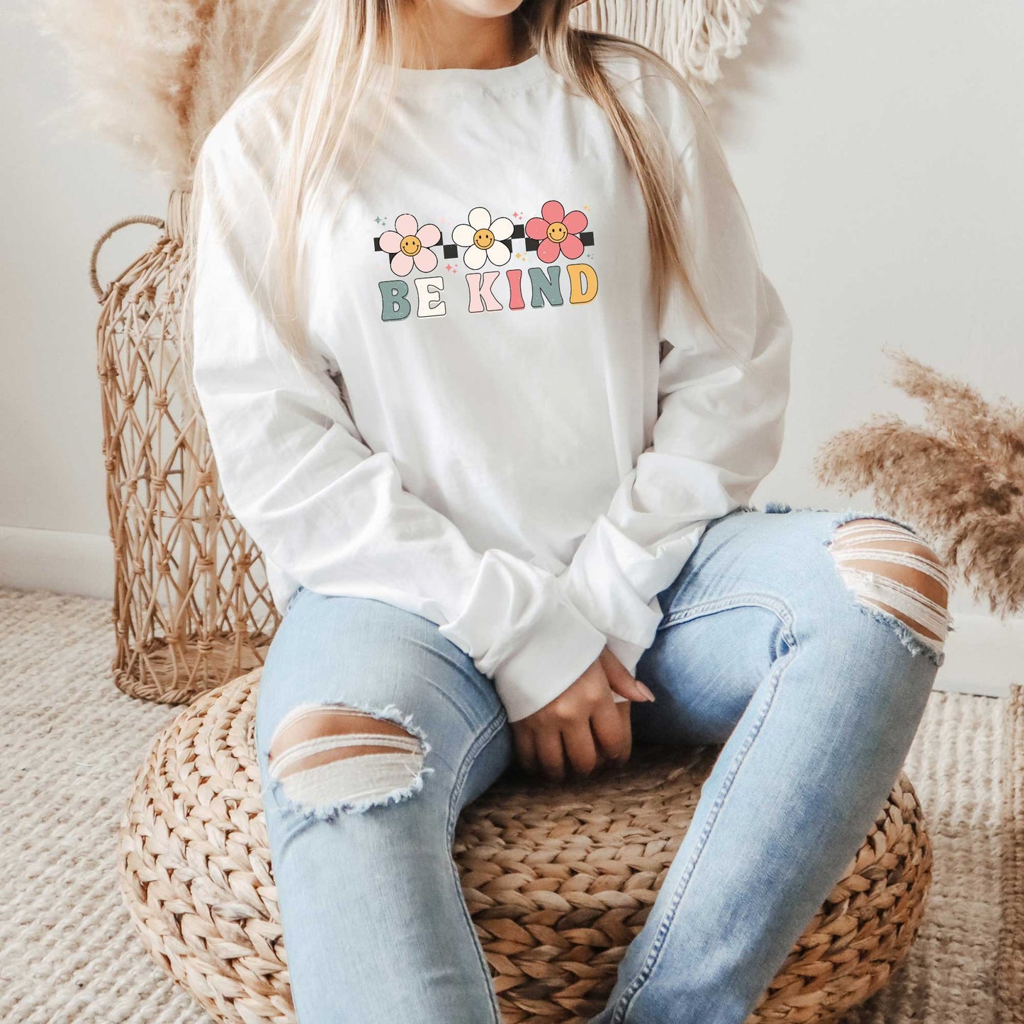 Be Kind Checkered Flowers | Long Sleeve Crew Neck