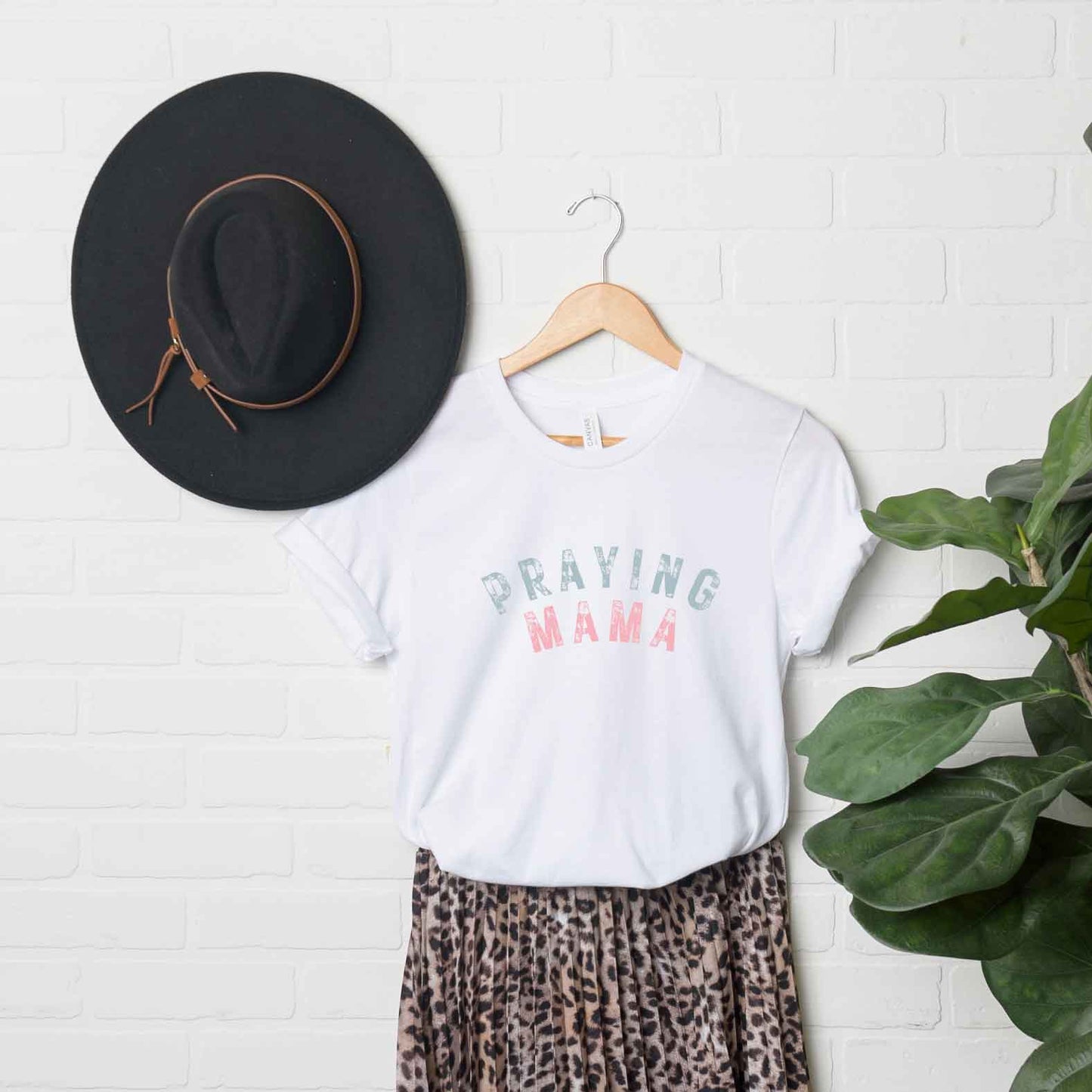 Praying Mama | Short Sleeve Crew Neck