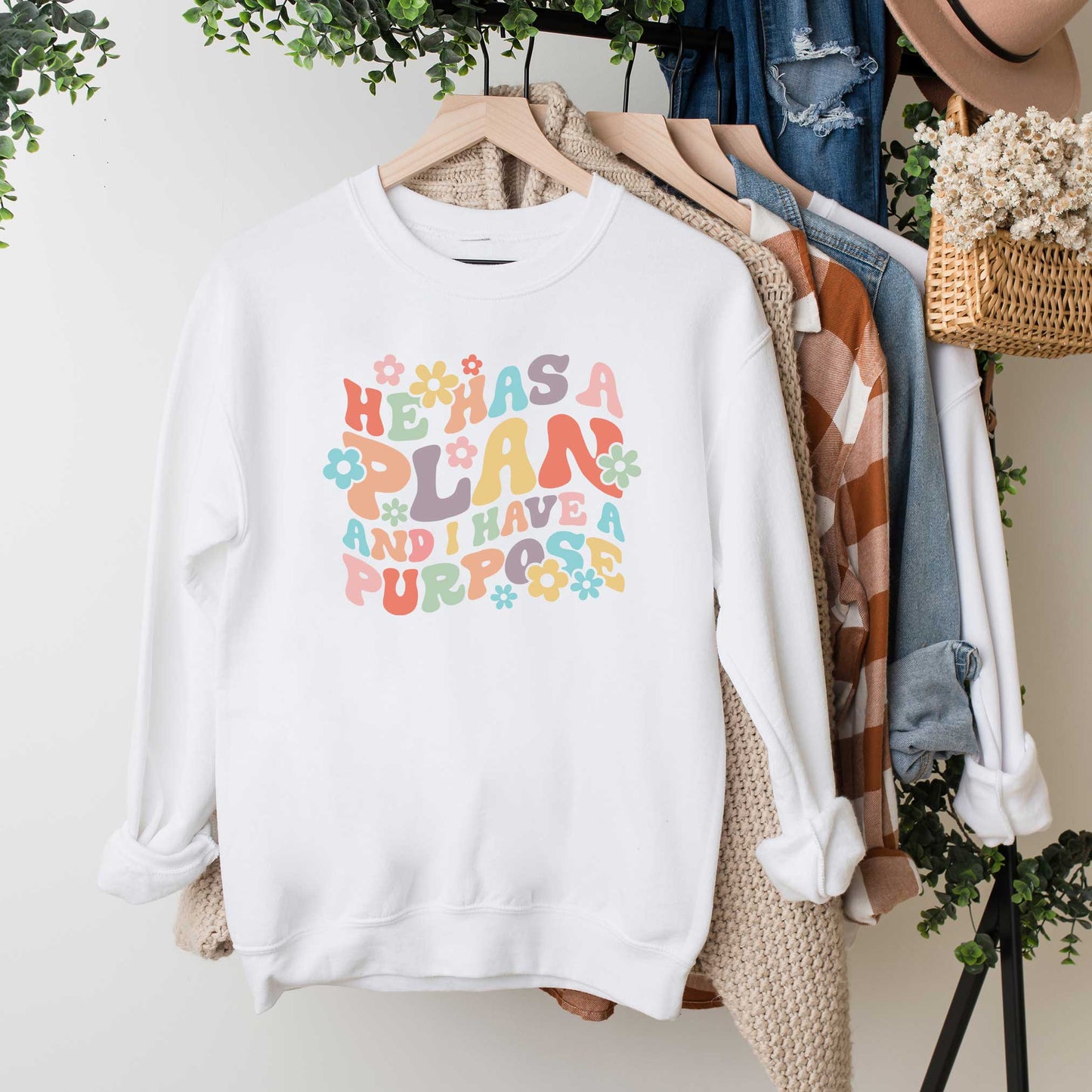 He Has A Plan Flowers | Sweatshirt